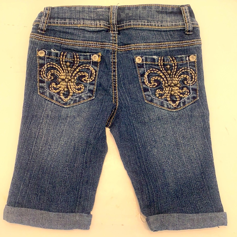 Revolt Jeans girls shorts- fleur de lys ⚜️💕